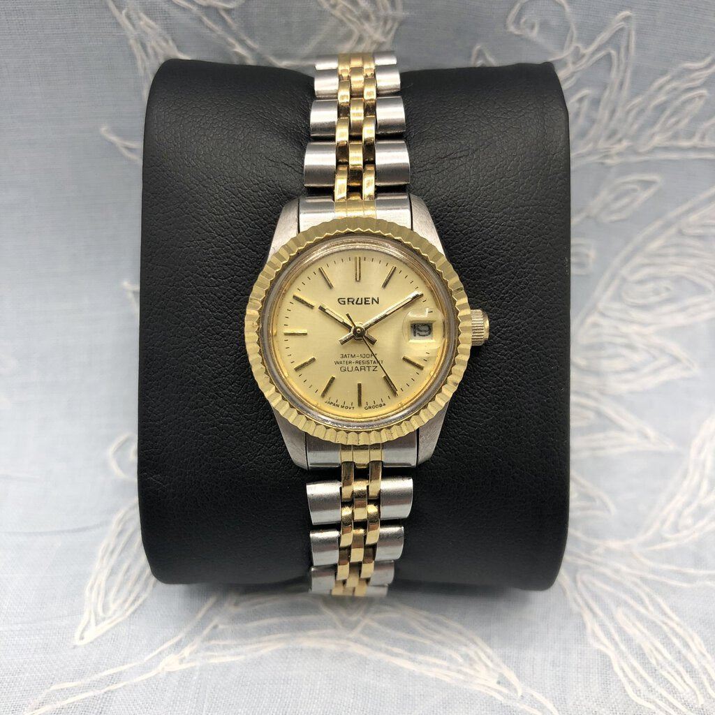 Store Vintage Gold Gruen Precision Watch