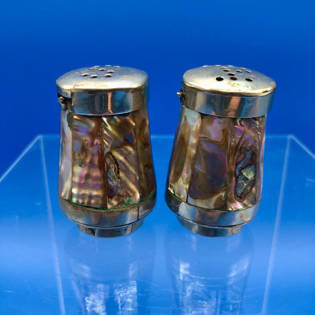 Vintage Mexico Abalone Shell Salt & Pepper Shaker Set /b