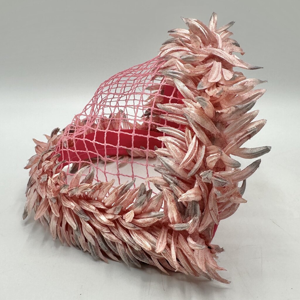 Original !950s Pink Net & Floral Petals Women’s Half Hat/Fascinator /cb