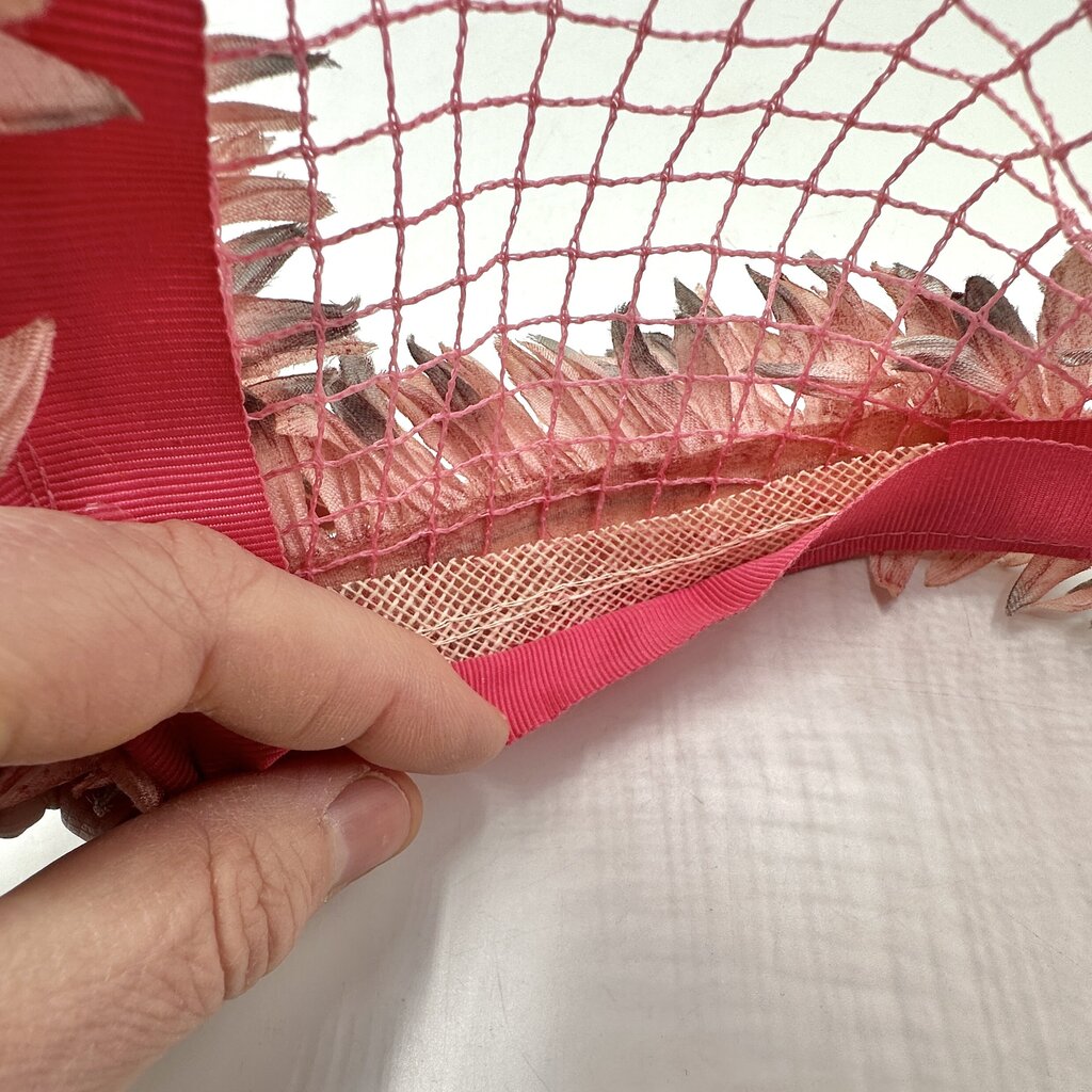 Original !950s Pink Net & Floral Petals Women’s Half Hat/Fascinator /cb