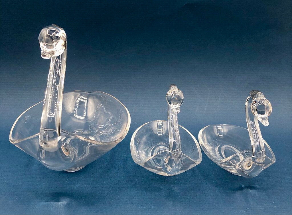Set of 3 Duncan Miller Glass Nesting Swans Candy/ Trinket Dishes /b