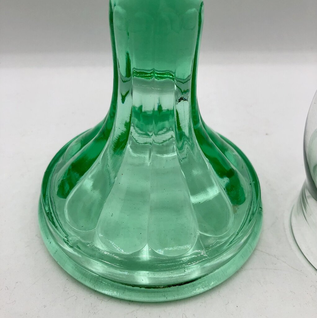 Vintage 1930’s Green Uranium Glass Hurricane Oil Lamp /b