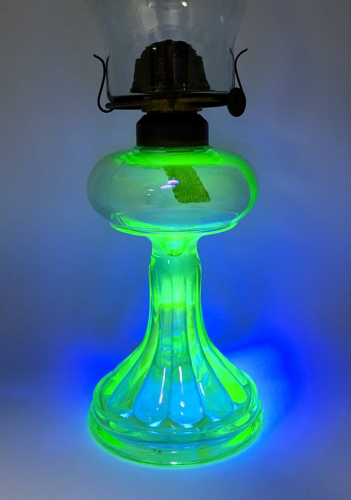Vintage 1930’s Green Uranium Glass Hurricane Oil Lamp /b