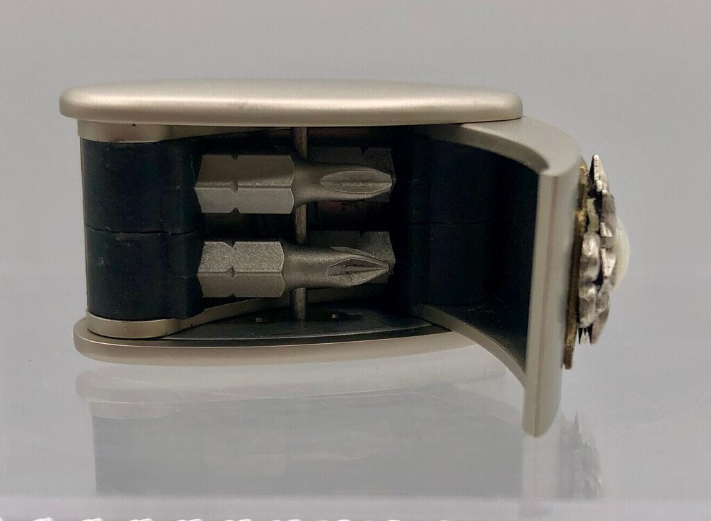 Ann Cichon Dallas Embellished Driver Bit Case /b