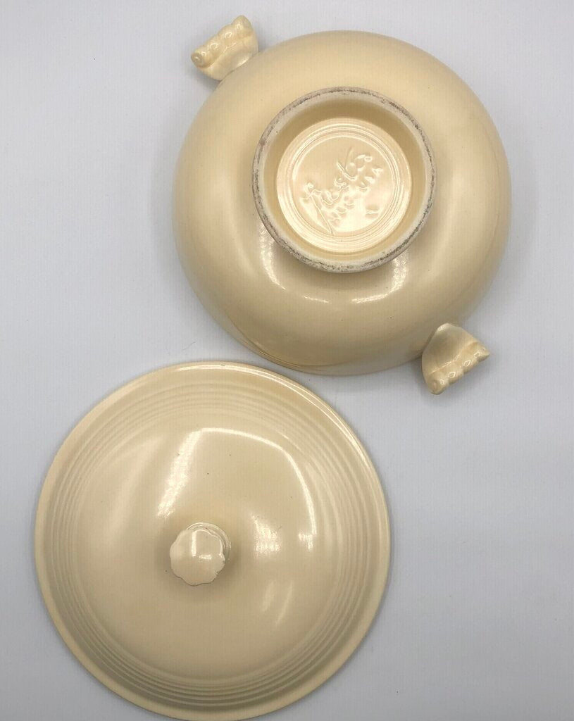 Vintage HLC Fiesta Fiestaware Ivory Covered Casserole Dish /b