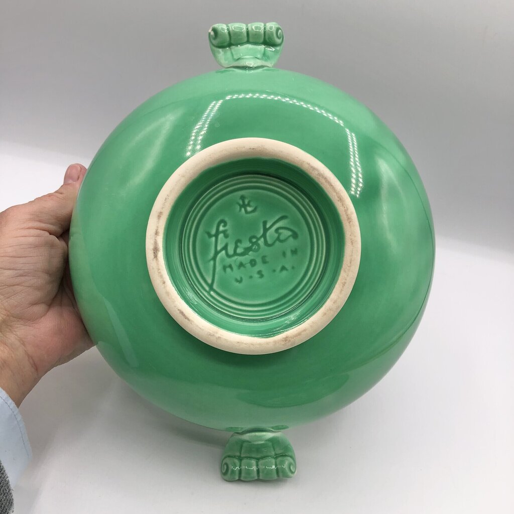 Vintage HLC Fiesta Fiestaware Light Green Covered Casserole Dish /b