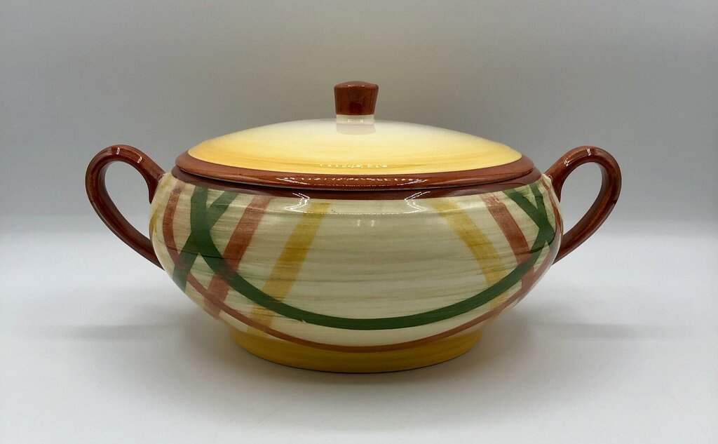 Vernon Kilns Vernonware Homespun Covered Casserole /b
