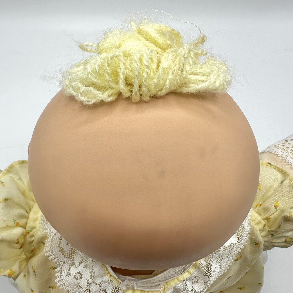 1985 Cabbage Patch Preemie Baby Doll 14” Blond Hair Brown Eyes Original Outfit /cb