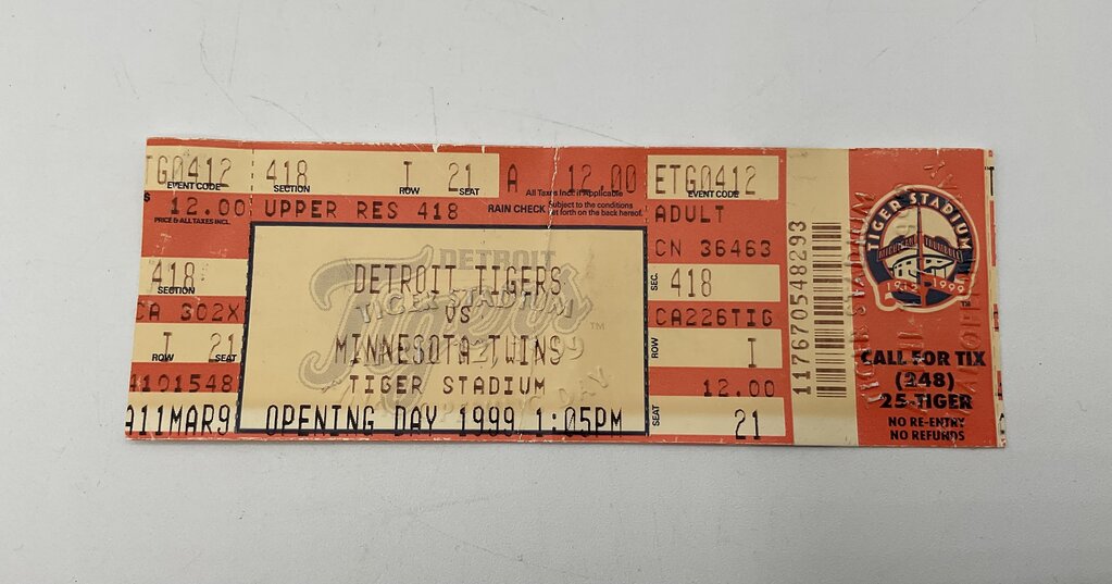 Detroit Tigers 1999 Opening Day Tiger Stadium Ticket vs. Minnesota Twins /so