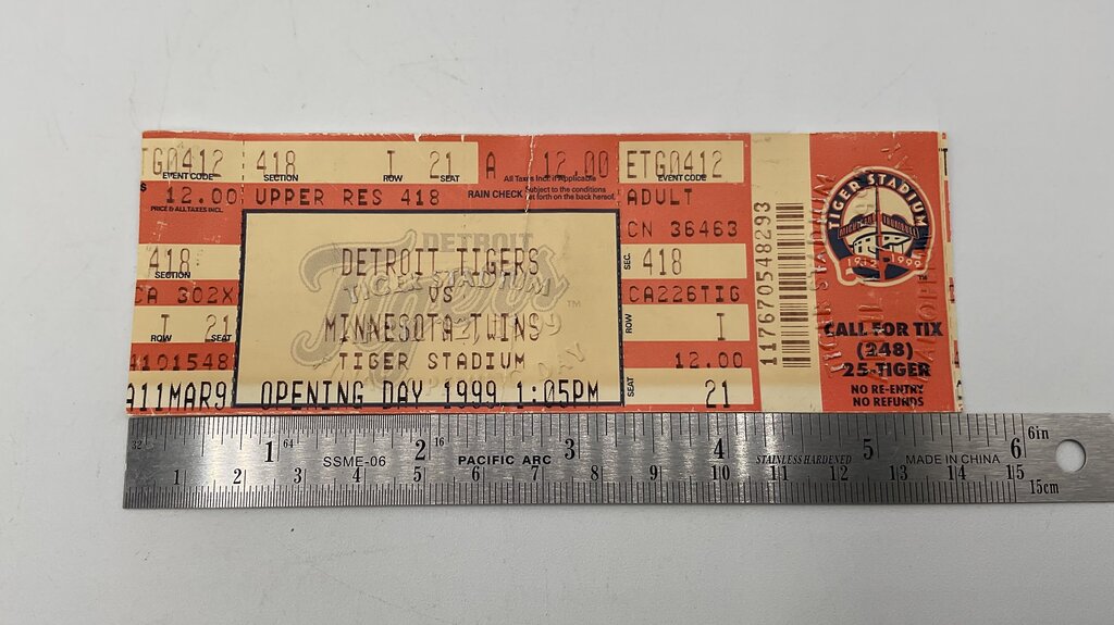 Detroit Tigers 1999 Opening Day Tiger Stadium Ticket vs. Minnesota Twins /so