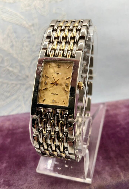 Vintage Ladies VOUGE Quartz Wrist Watch /b