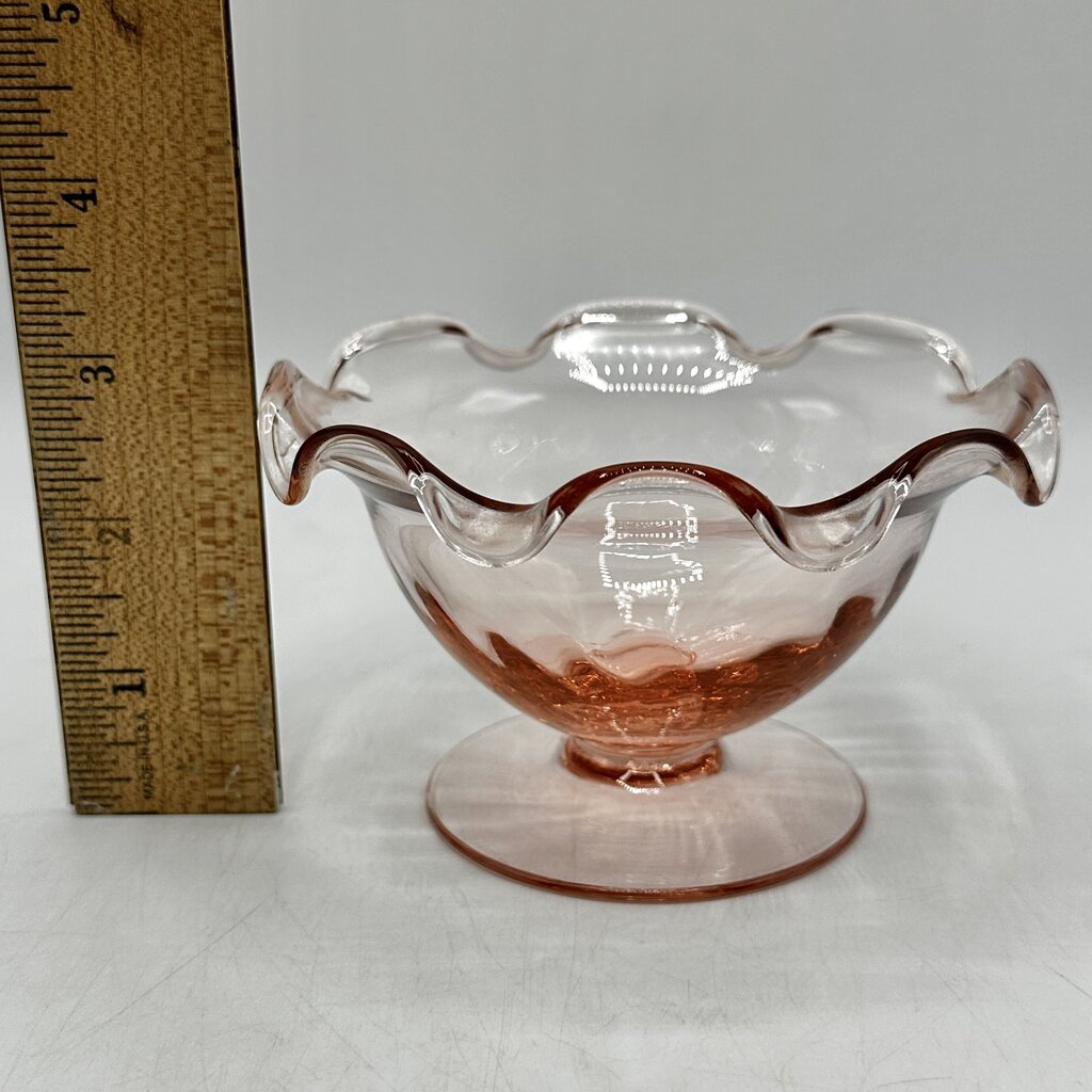 Set of 4 Vintage Pink Ruffled Footed Optic Sherbet/Dessert Bowls /cb