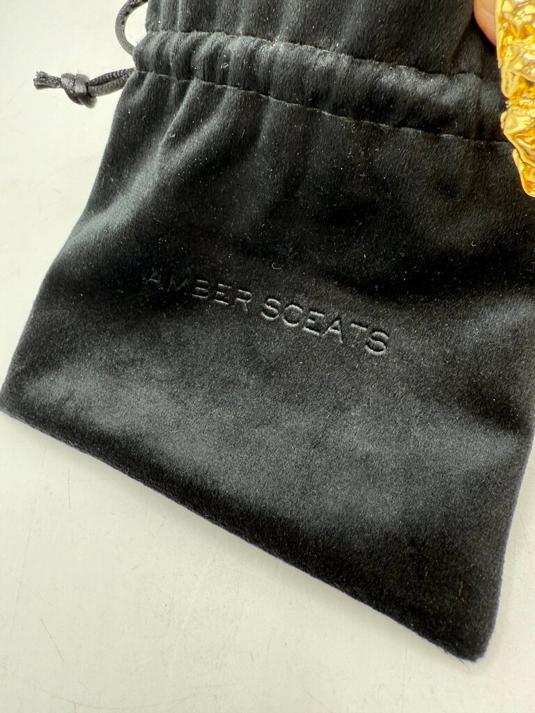 Amber Sceats Woman’s Gold Tone Emery Bracelet /ro