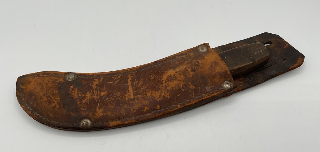 Vintage Curved Skinning Knife with Wooden Handle & Leather Sheath /s
