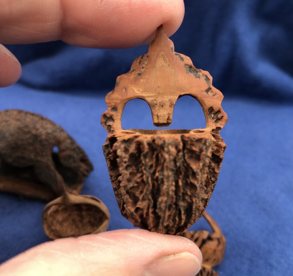 Lot of 4 Antique Carved Walnut/ Brazil/ Acorn Nut Shell Baskets & Figurine /b