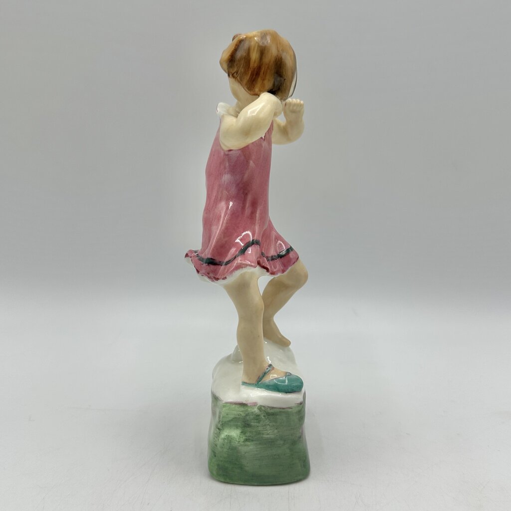 Vintage Royal Worcester Porcelain Figurine Wednesday’s Child Is Full Of Woe #3259 Made In England /cb
