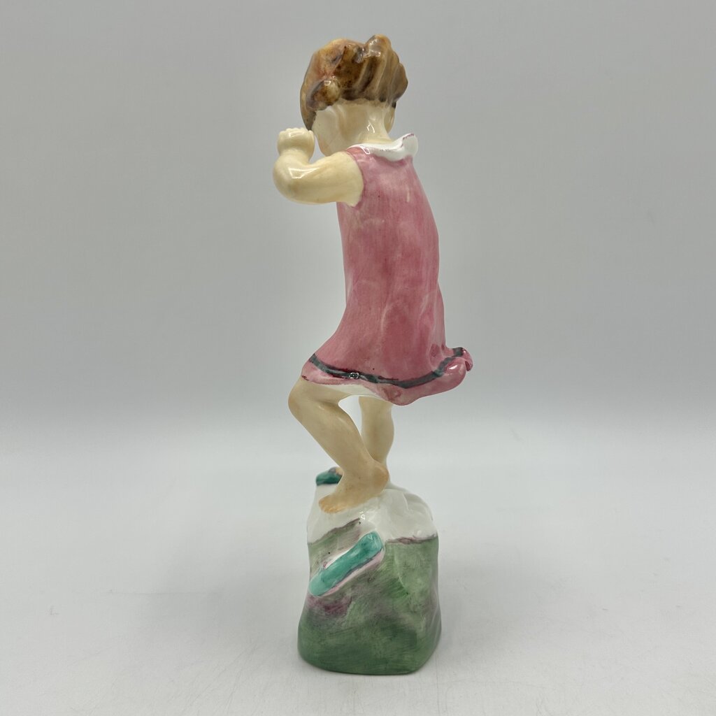 Vintage Royal Worcester Porcelain Figurine Wednesday’s Child Is Full Of Woe #3259 Made In England /cb