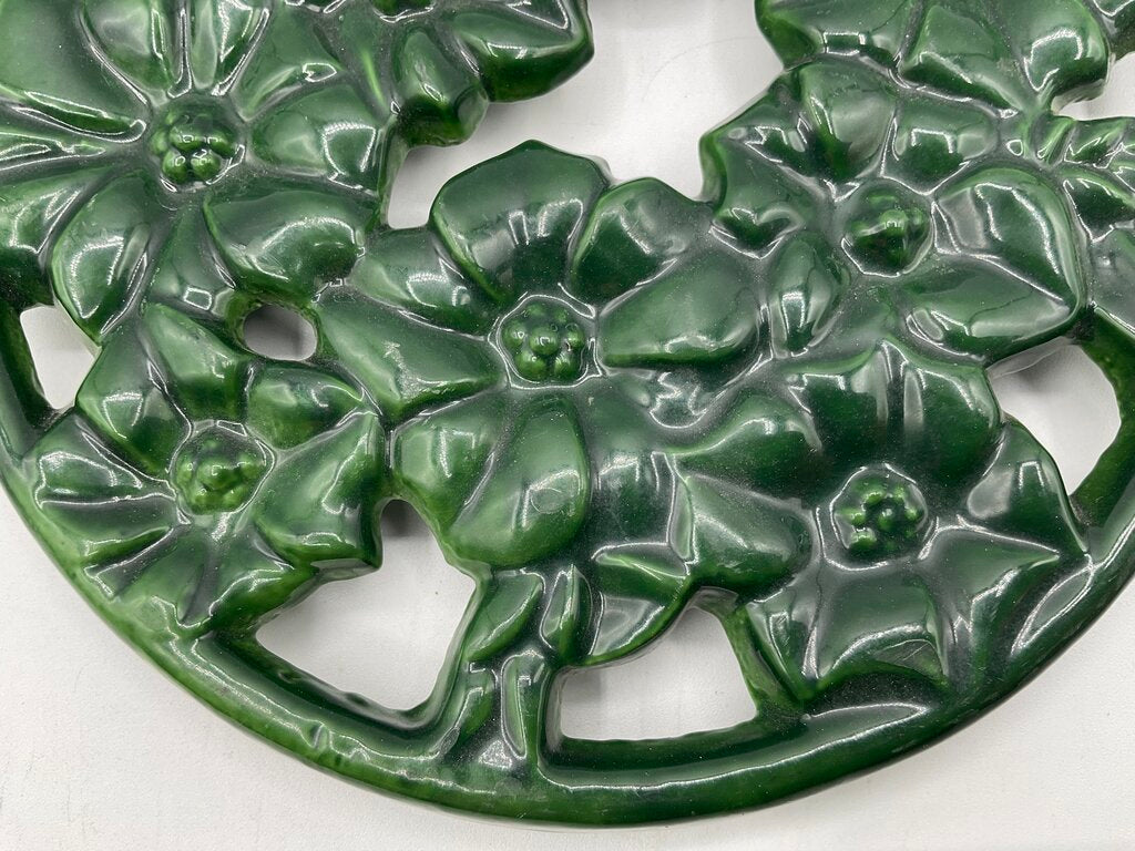 Vintage Home Essentials Green Floral Enameled Cast Iron Trivet 8” /s