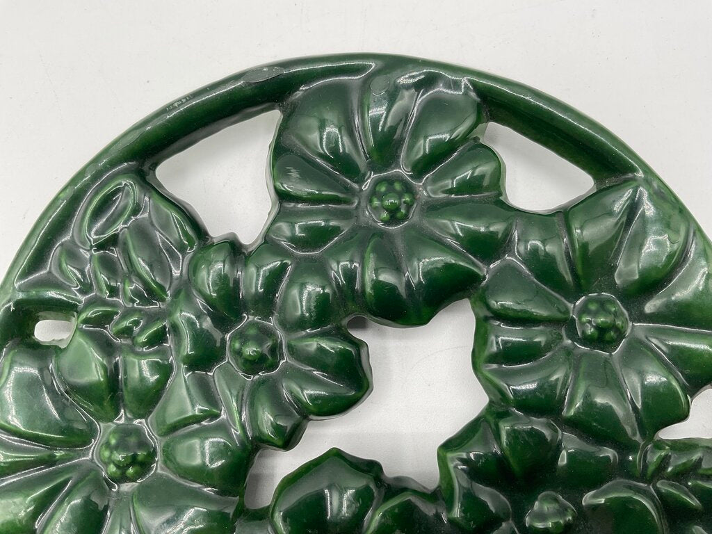 Vintage Home Essentials Green Floral Enameled Cast Iron Trivet 8” /s