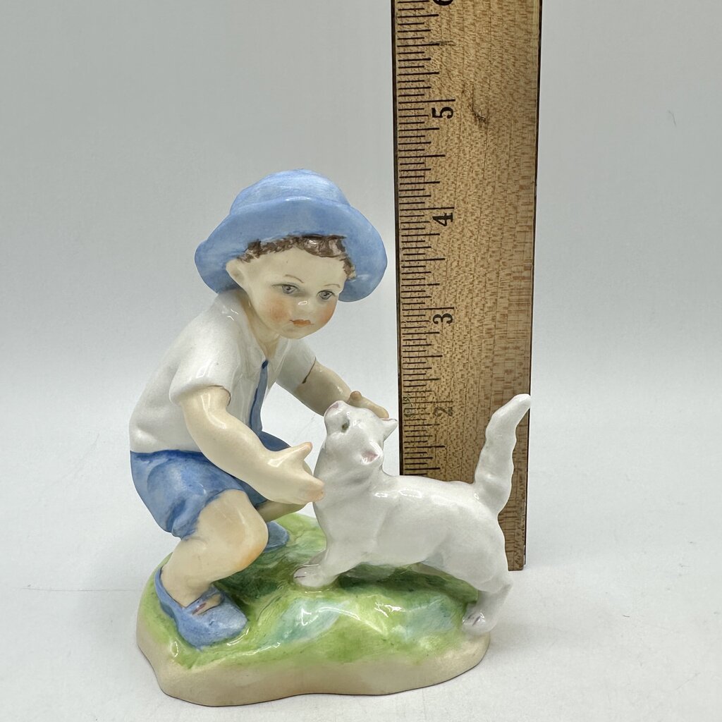 Vintage Royal Worcester Porcelain Figurine “September” Boy w/Cat #3457 Made In England /cb