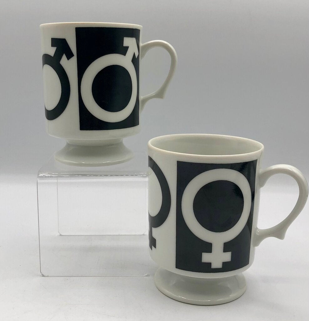 Vtg. 1970s MOD Male/Female Symbol Mug Set /b