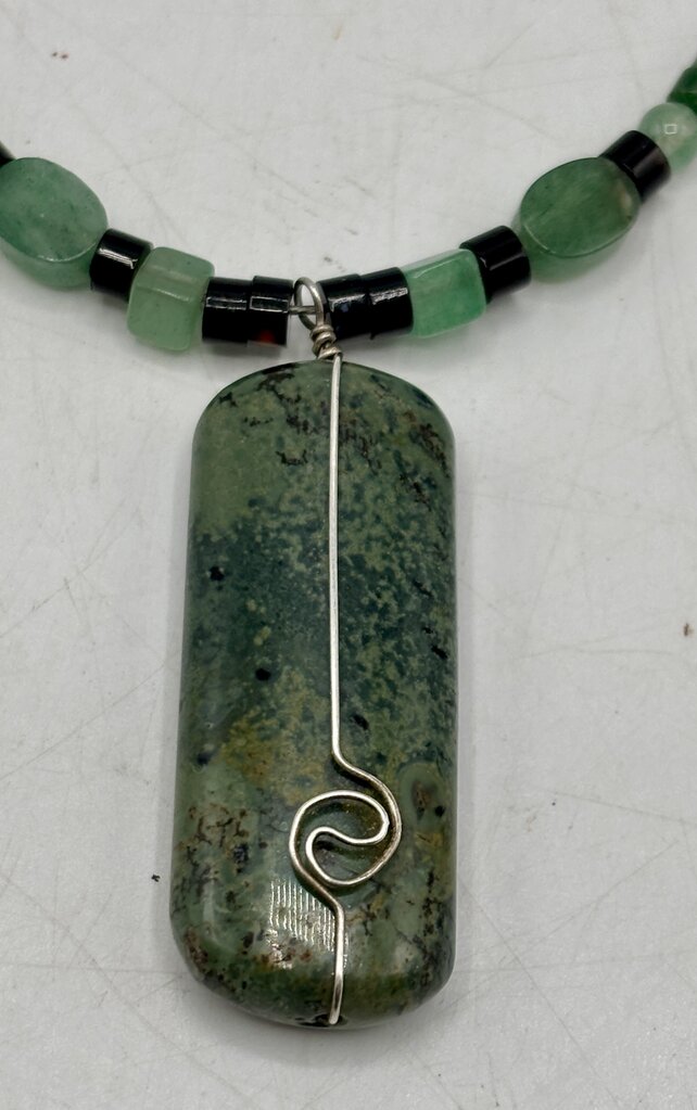 Jade Bead and Sterling Chain Necklace /j