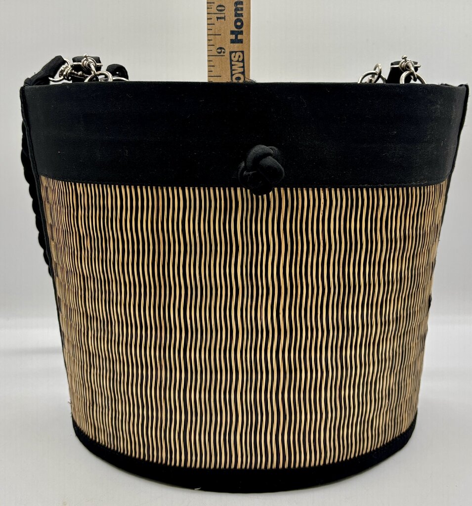 Baskets of Cambodia Ergonomic Woven Handbag /j