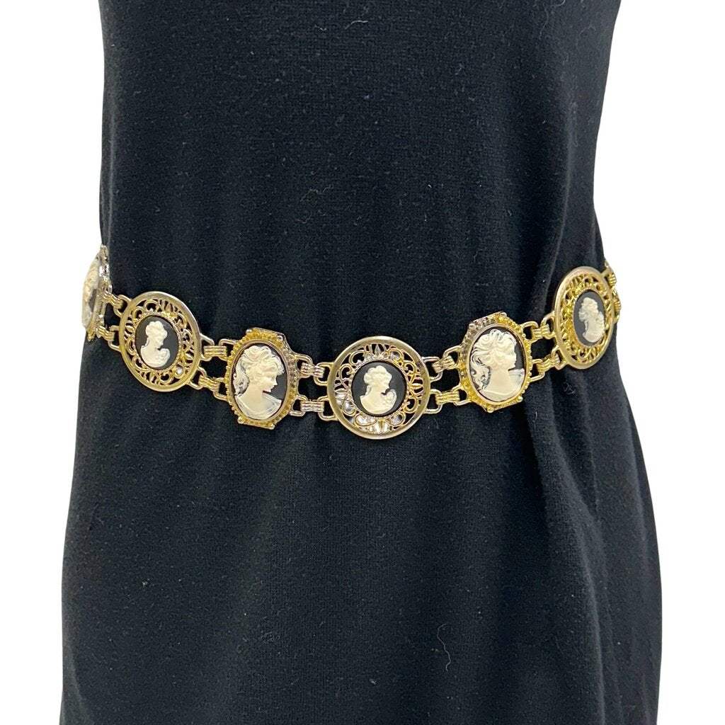 Vintage Harwill NY Women’s Cameo Belt-Statement Piece -Gold Tone Metal 36 Inches /cb