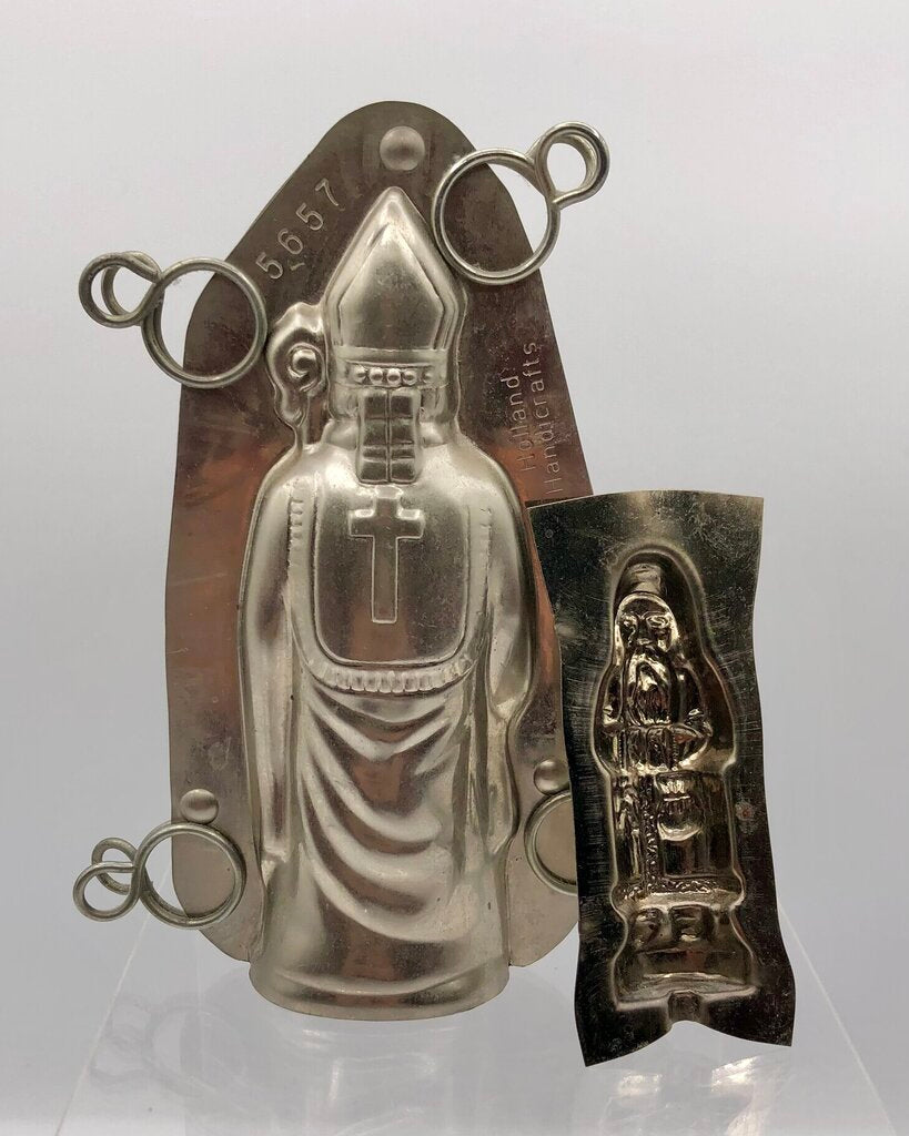 Father Christmas And Old World Santa Candy Molds /b
