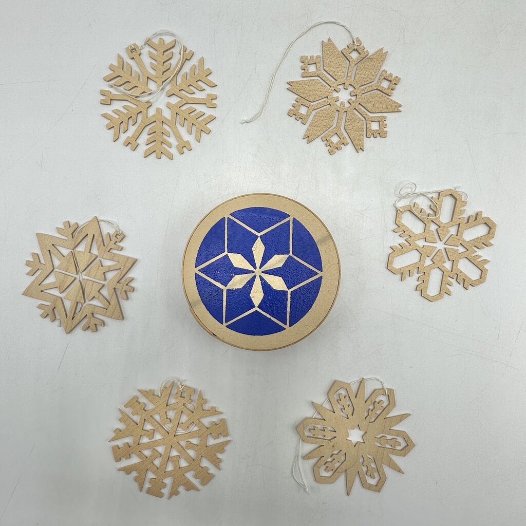 Vintage Expertic Original Erzgebirge Hand Made Wooden Snowflake Ornaments East Germany GDR Set of 6 /cb