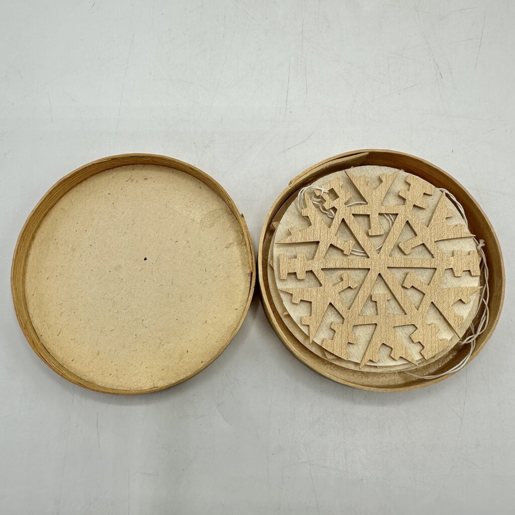 Vintage Expertic Original Erzgebirge Hand Made Wooden Snowflake Ornaments East Germany GDR Set of 6 /cb