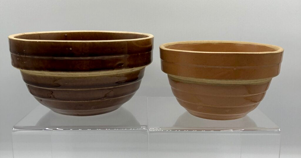 Pair 1920s Yellow Ware Nesting Bowls #5 & #6 USA /b