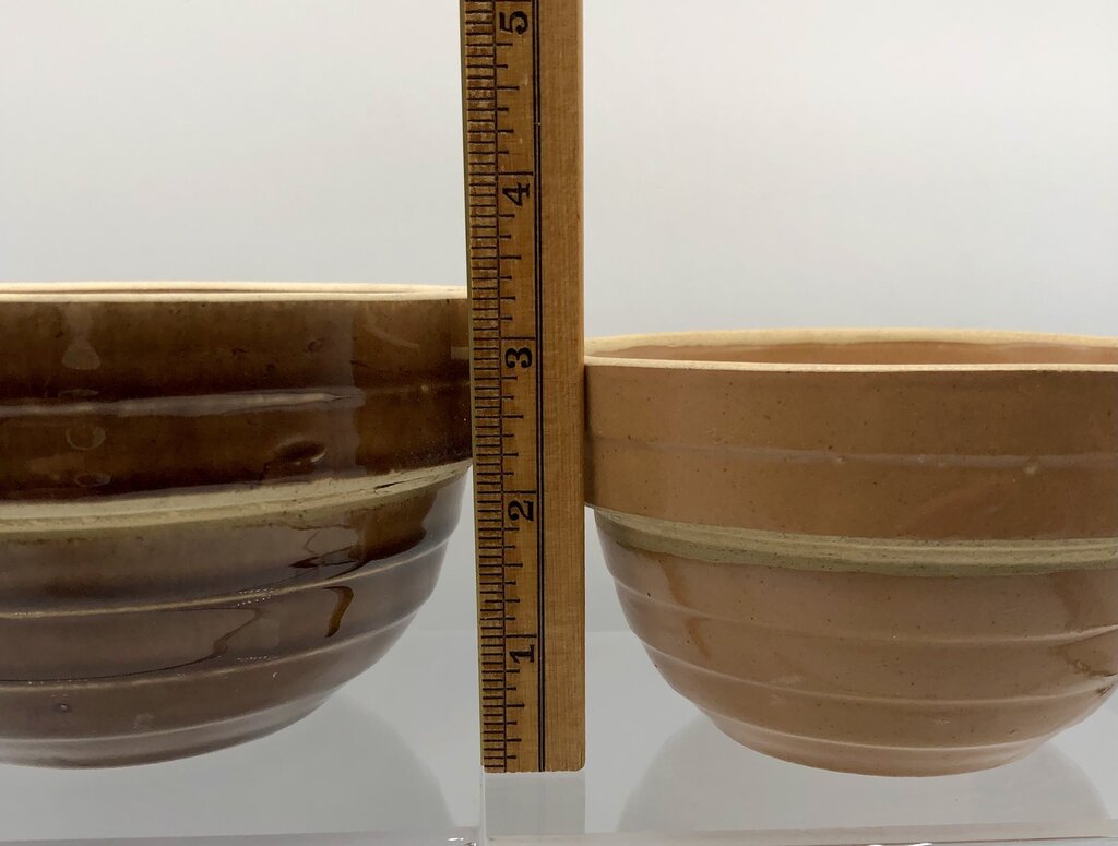 Pair 1920s Yellow Ware Nesting Bowls #5 & #6 USA /b