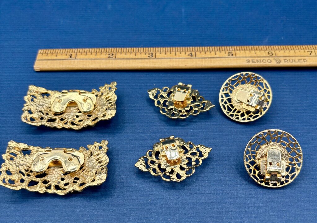 Set of 3 Pair Shoe Clips Gold /j