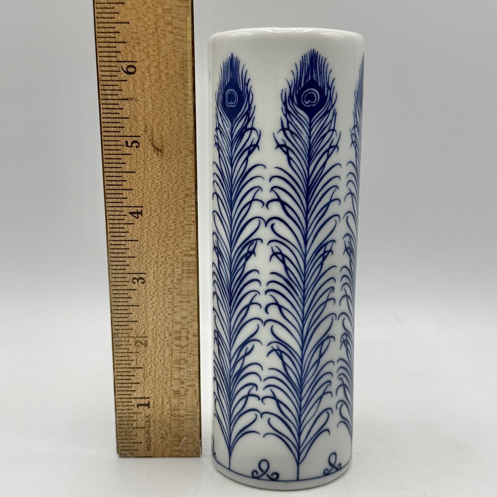 Vintage Takahashi San Francisco Blue & White Peacock Feather 6 1/2” Bud Vase /cb
