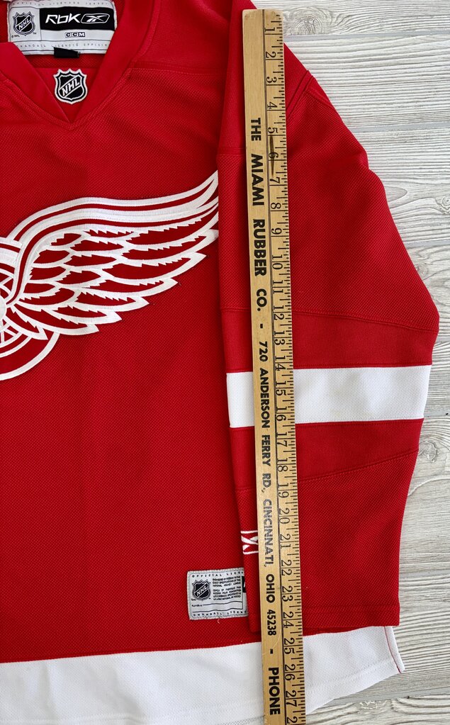 Vtg. Redwings Fan Jersey Reebok Sz. L /j