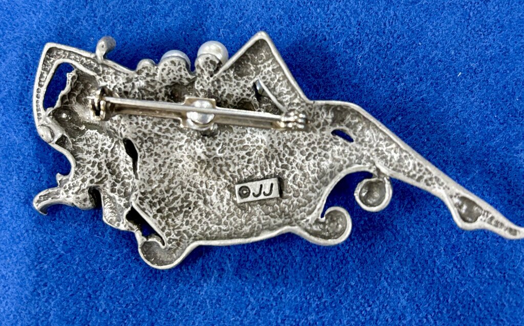 JJ Jonette Woman in Bubble Bath Faux Pearls Pewter Finish ‘j