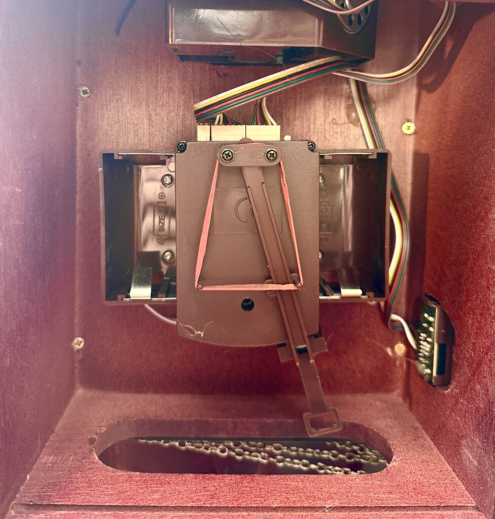 Red Wood Cuckoo Clock (NOT TESTED)