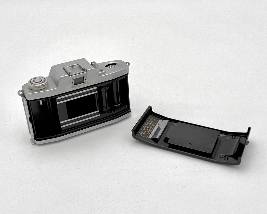 VTG 1959 Graflex Century 35A Film Camera