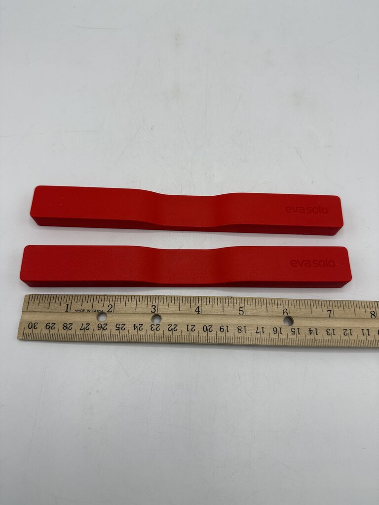 Eva Solo Magnetic Trivet 2 piece Flame Red NIB /ro