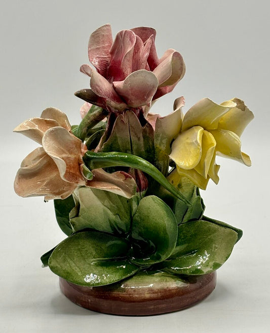 Capodimonte Flower Bouquet Roses /j
