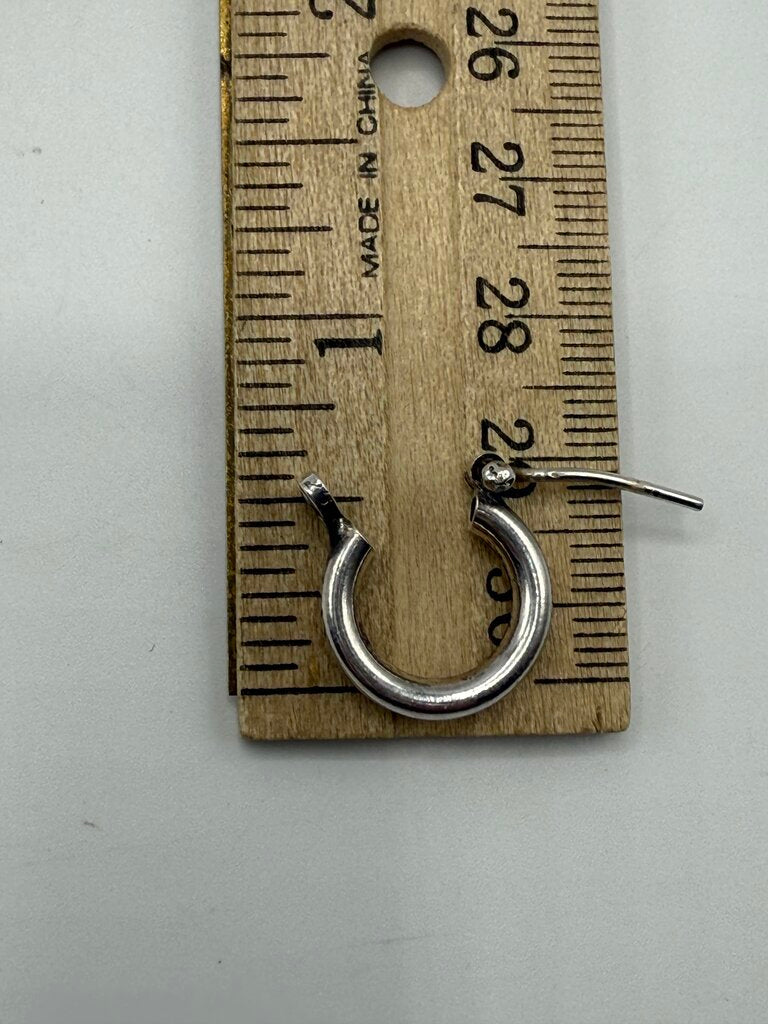 Classic Silver Silver Hoop Pierced Earrings 1/2 Inch /ro
