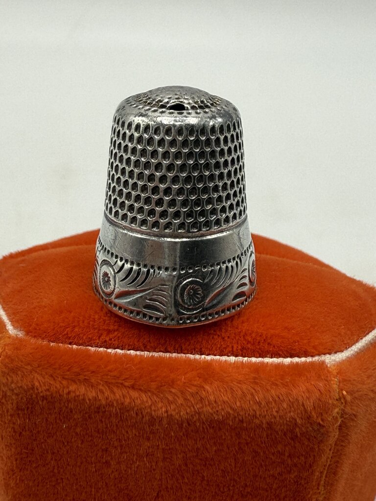 Antique Sterling Silver Sewing Thimble size 10 /ro