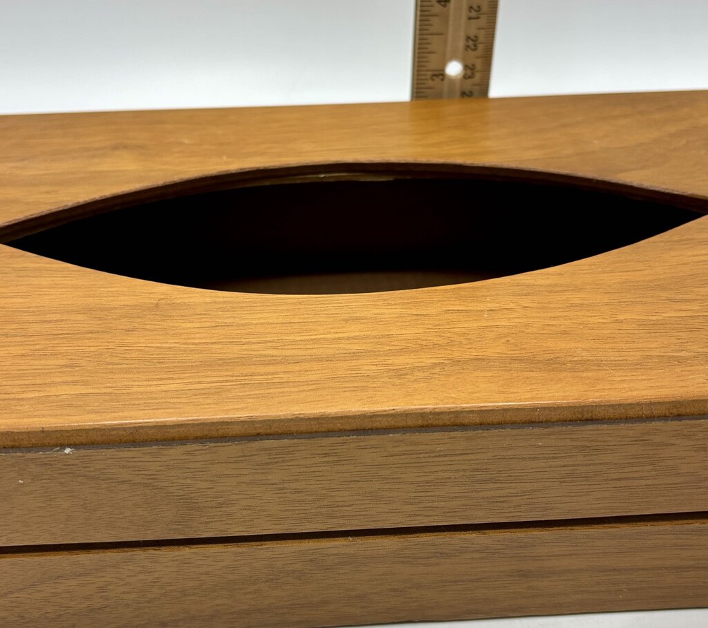 MCM Wood Tissue Box /j
