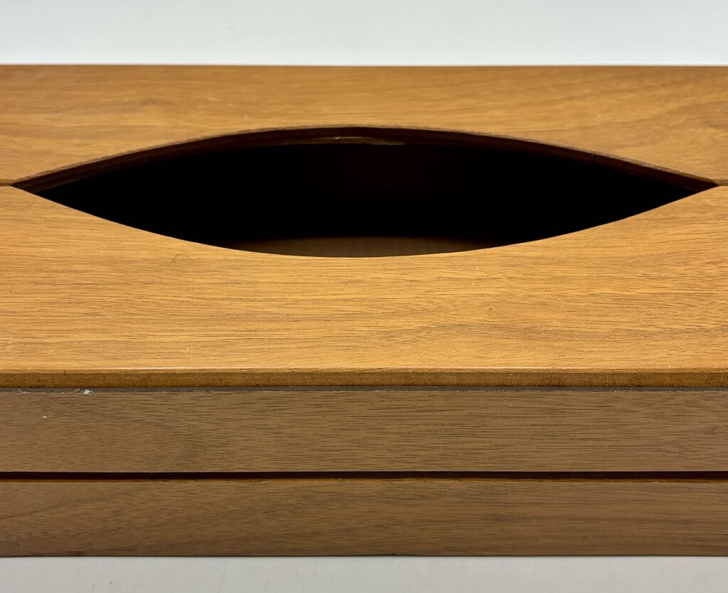MCM Wood Tissue Box /j