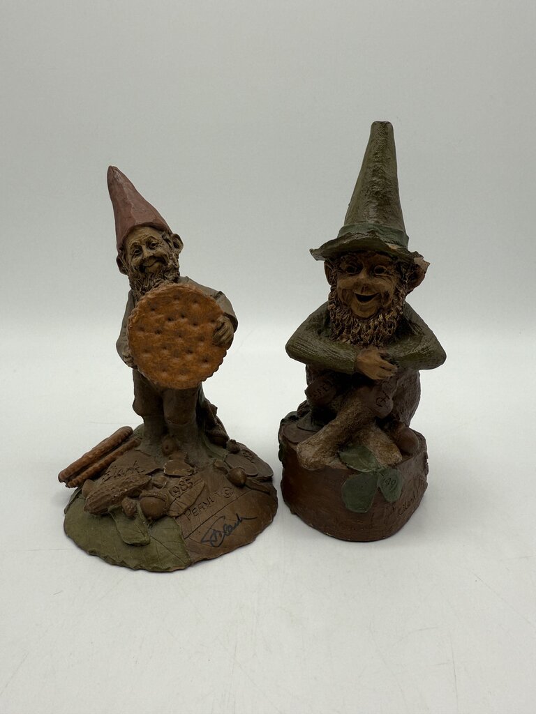 Set of 2 Cairn Studios Tom Clark Gnome Figurines “Michael & Peanut” /ro
