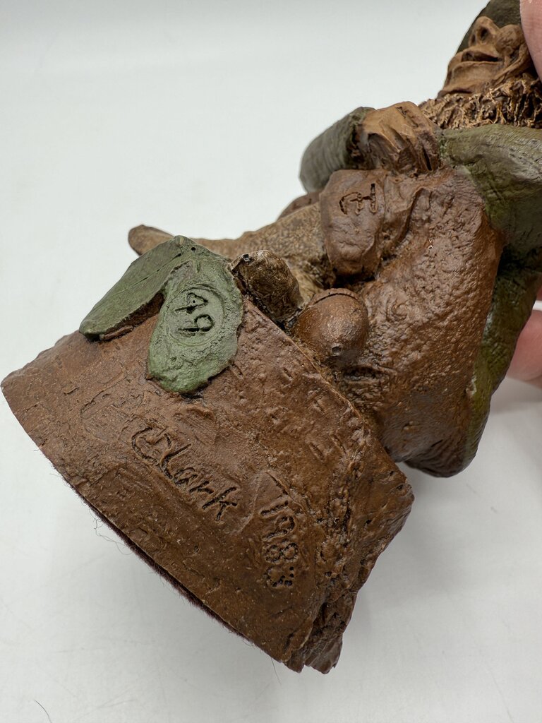 Set of 2 Cairn Studios Tom Clark Gnome Figurines “Michael & Peanut” /ro