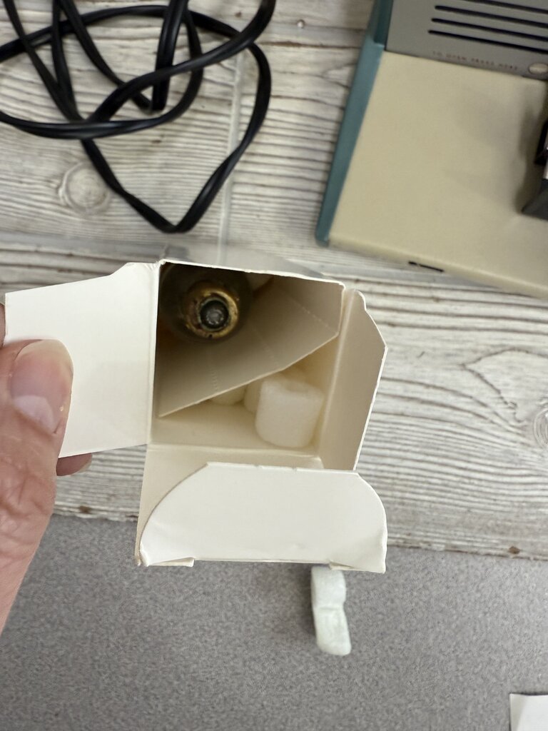 Vintage Kodak 300 Slide Projector in Aqua Blue Tested, Works /rw