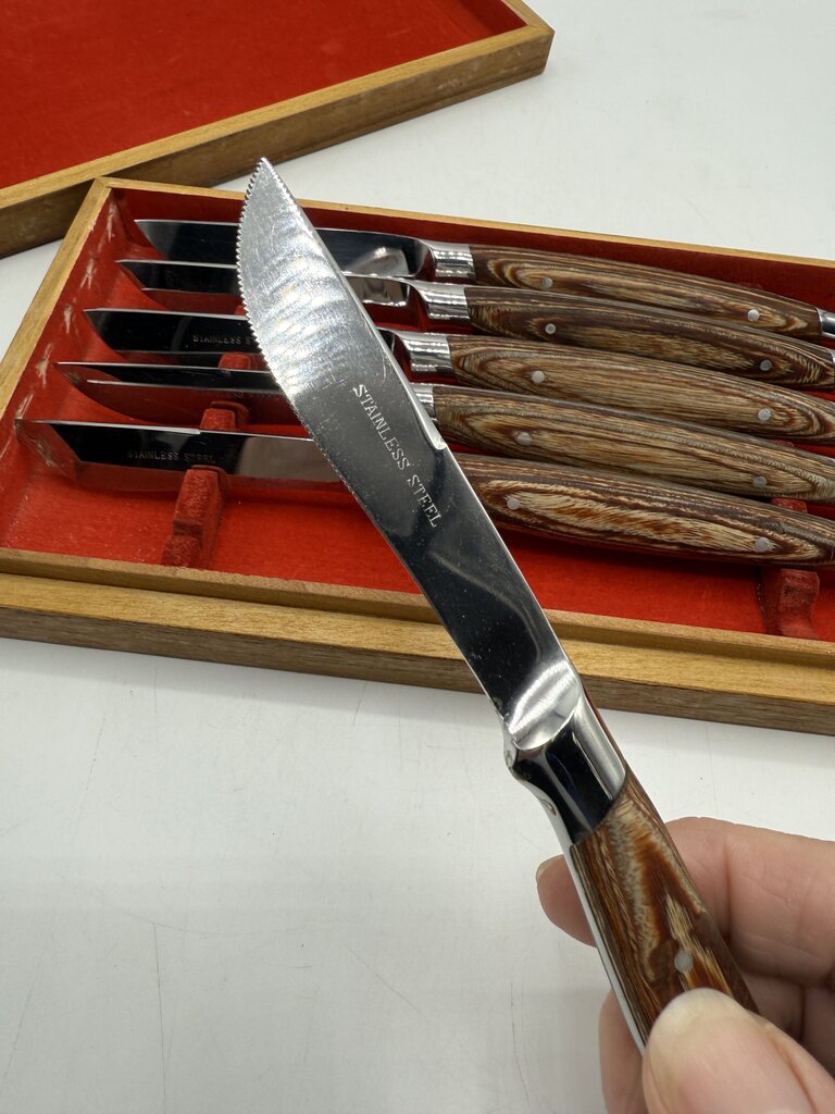 Six VTG Hull Steak Knives Box Set /ro