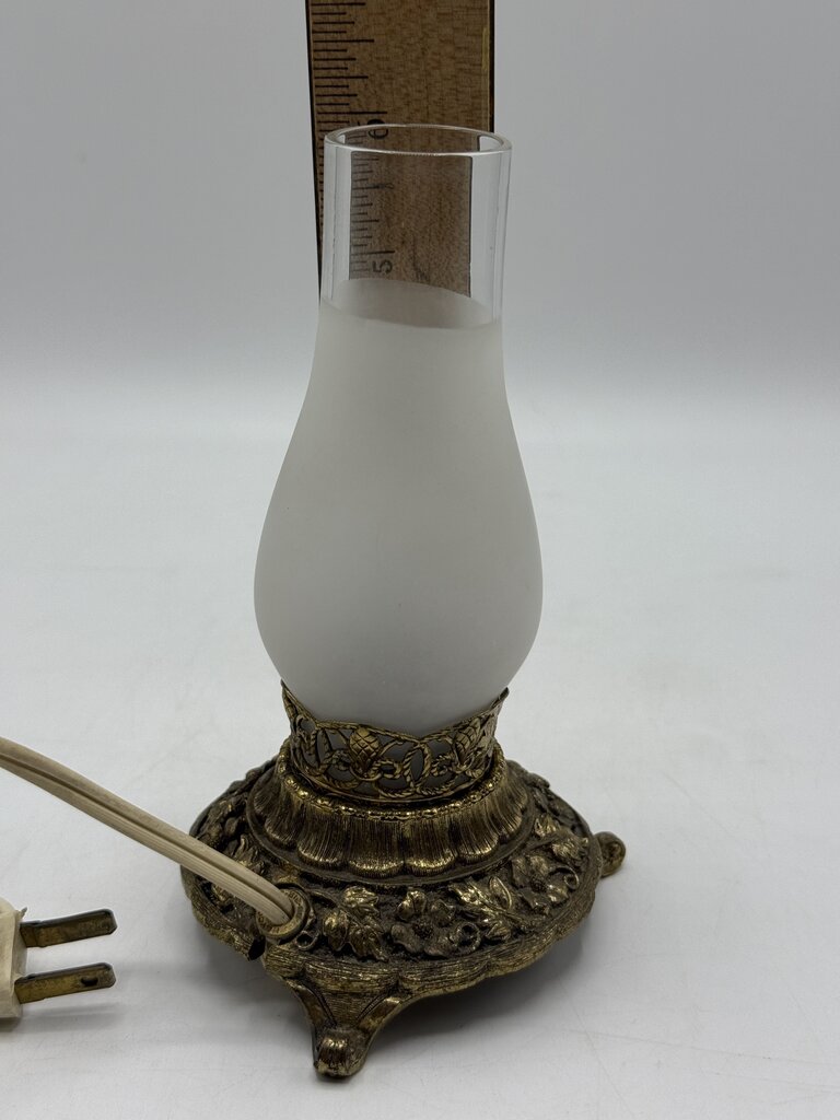 VTG Matson K770 Signed Regency Brass Hurricane Accent Lamp/Light 6” tall /rw